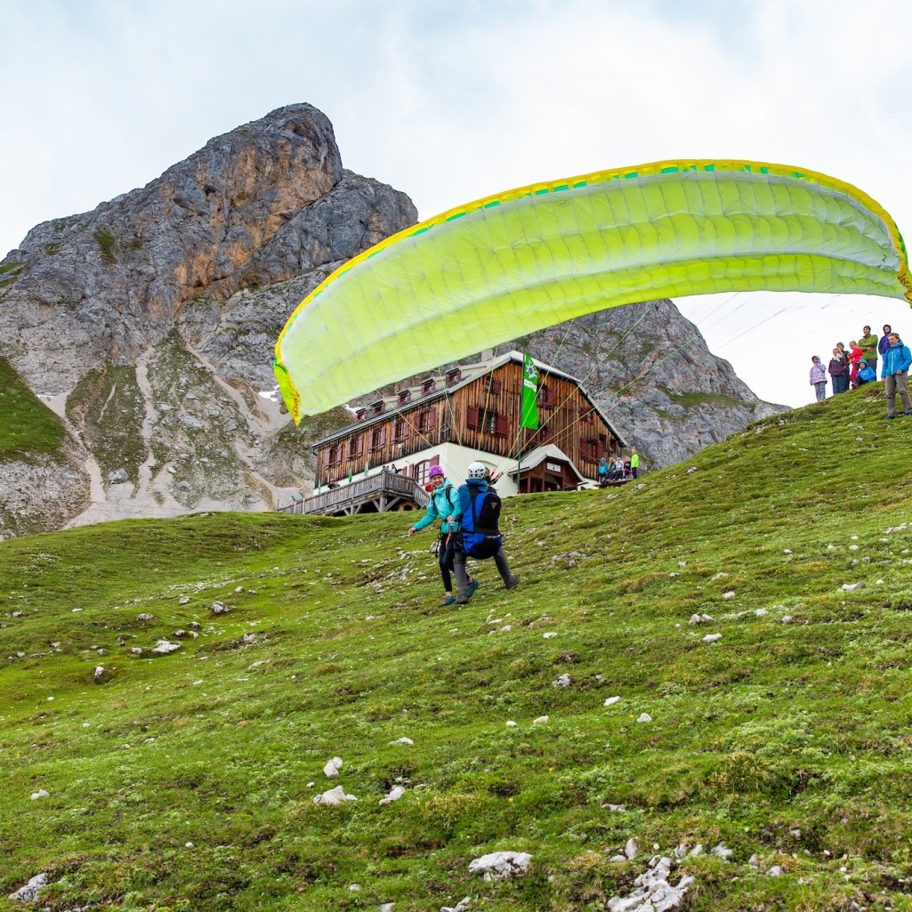 Paragleiten vom Guttenberghaus © René Eduard Perhab